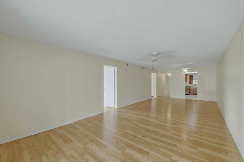 Condominio en venta en Bradenton, Florida, 2 dormitorios, 106.28 m2 № 2143618 - foto 12