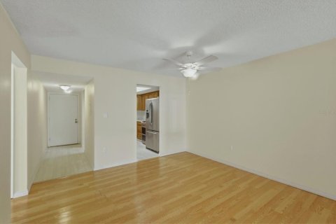 Condominio en venta en Bradenton, Florida, 2 dormitorios, 106.28 m2 № 2143618 - foto 7