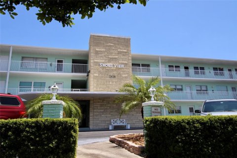 Condo in South Pasadena, Florida, 2 bedrooms № 2352376