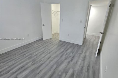 Copropriété à vendre à Miami, Floride: 2 chambres, 91.97 m2 № 2152649 - photo 8