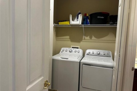 Touwnhouse à louer à Orlando, Floride: 4 chambres, 195.37 m2 № 2167795 - photo 17