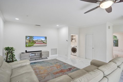 House in Cooper City, Florida 4 bedrooms, 235.79 sq.m. № 2186603 - photo 29