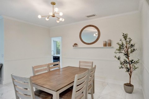 House in Cooper City, Florida 4 bedrooms, 235.79 sq.m. № 2186603 - photo 6