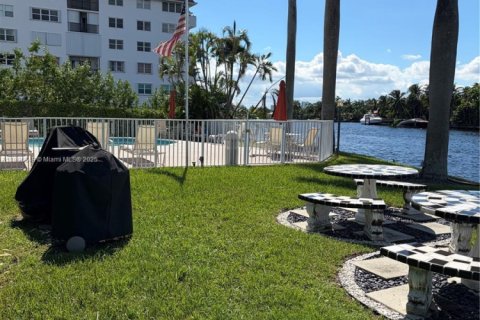 Apartamento en alquiler en Fort Lauderdale, Florida, 1 dormitorio, 71.53 m2 № 1948342 - foto 18