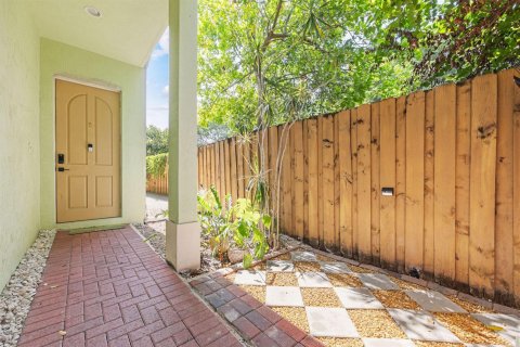 Townhouse in Fort Lauderdale, Florida 3 bedrooms, 167.5 sq.m. № 2338732 - photo 28