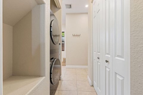 Townhouse in Fort Lauderdale, Florida 3 bedrooms, 167.5 sq.m. № 2338732 - photo 23