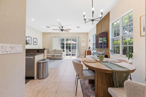 Townhouse in Fort Lauderdale, Florida 3 bedrooms, 167.5 sq.m. № 2338732 - photo 16