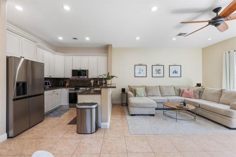 Townhouse in Fort Lauderdale, Florida 3 bedrooms, 167.5 sq.m. № 2338732 - photo 26