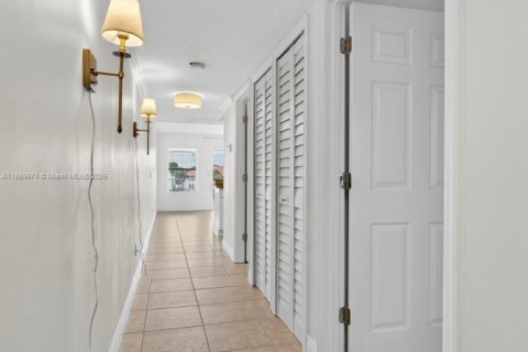 Copropriété à louer à Palm Beach Gardens, Floride: 1 chambre, 46.64 m2 № 1947255 - photo 4