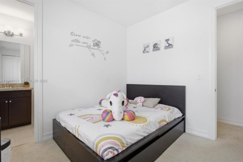 Townhouse in Pembroke Pines, Florida 3 bedrooms, 193.05 sq.m. № 2062956 - photo 26