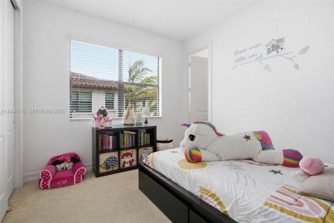 Townhouse in Pembroke Pines, Florida 3 bedrooms, 193.05 sq.m. № 2062956 - photo 25