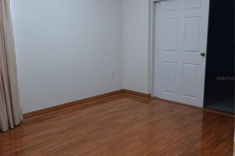 Casa en venta en Zephyrhills, Florida, 3 dormitorios, 138.61 m2 № 1900043 - foto 13