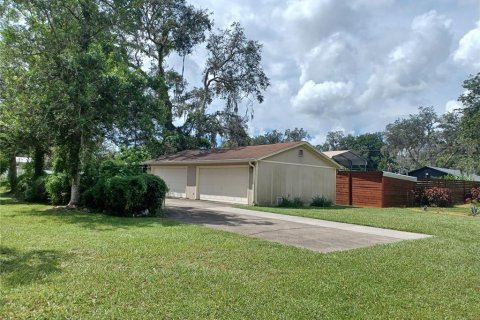 Casa en venta en Zephyrhills, Florida, 3 dormitorios, 138.61 m2 № 1900043 - foto 21