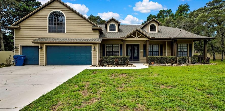 Villa ou maison à Spring Hill, Floride 3 chambres, 262.73 m2 № 1886381