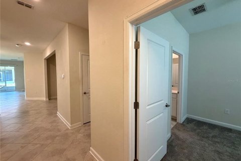 Villa ou maison à louer à Davenport, Floride: 2 chambres, 129.51 m2 № 2428899 - photo 6