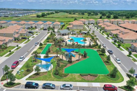 Villa ou maison à louer à Davenport, Floride: 2 chambres, 129.51 m2 № 2428899 - photo 4
