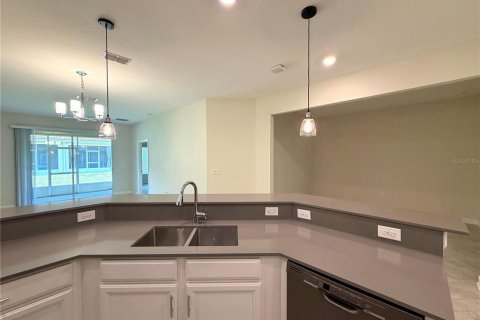 Villa ou maison à louer à Davenport, Floride: 2 chambres, 129.51 m2 № 2428899 - photo 12