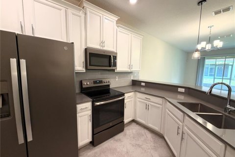 Villa ou maison à louer à Davenport, Floride: 2 chambres, 129.51 m2 № 2428899 - photo 11