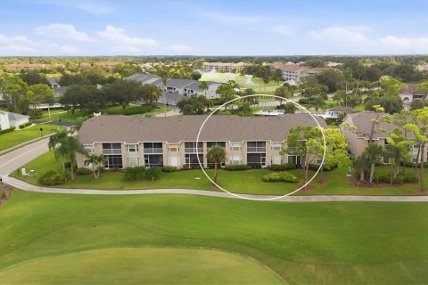 Condo in Sarasota, Florida, 2 bedrooms № 2383496 - photo 16
