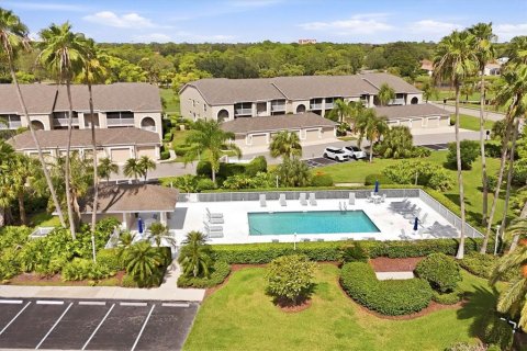 Condo in Sarasota, Florida, 2 bedrooms  № 2383496