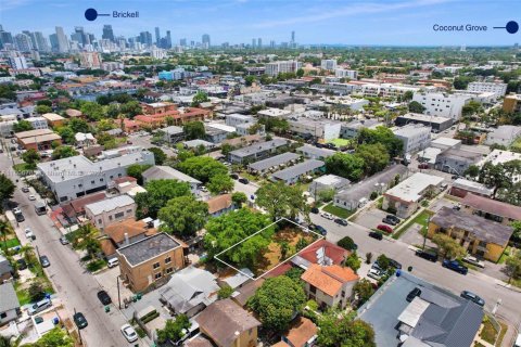 Terreno en venta en Miami, Florida № 1936316 - foto 7