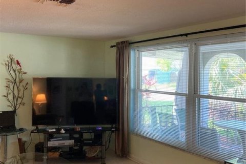 Casa en venta en New Port Richey, Florida, 3 dormitorios, 138.61 m2 № 2118162 - foto 27