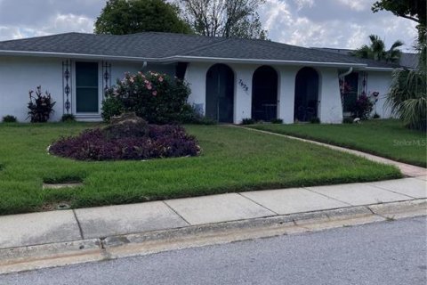 Casa en New Port Richey, Florida 3 dormitorios, 138.61 m2 № 2118162