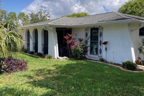 Casa en venta en New Port Richey, Florida, 3 dormitorios, 138.61 m2 № 2118162 - foto 3