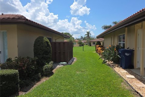 House in Bradenton, Florida 2 bedrooms, 96.99 sq.m. № 1901263 - photo 23