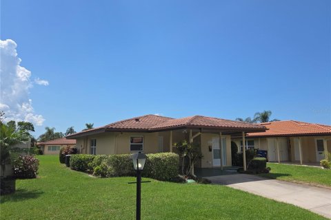 House in Bradenton, Florida 2 bedrooms, 96.99 sq.m. № 1901263 - photo 3