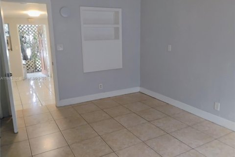 Apartamento en alquiler en Dania Beach, Florida, 1 dormitorio, 37.16 m2 № 1991033 - foto 14