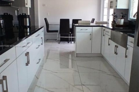 House in Lakeland, Florida 5 bedrooms № 1875261 - photo 28