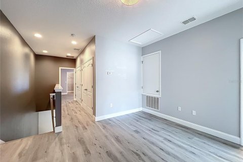 Touwnhouse à vendre à Orlando, Floride: 3 chambres, 172.98 m2 № 2091564 - photo 26