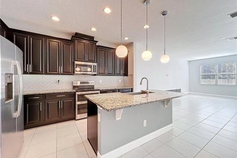 Touwnhouse à vendre à Orlando, Floride: 3 chambres, 172.98 m2 № 2091564 - photo 8