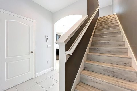 Touwnhouse à vendre à Orlando, Floride: 3 chambres, 172.98 m2 № 2091564 - photo 24