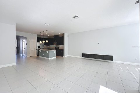 Touwnhouse à vendre à Orlando, Floride: 3 chambres, 172.98 m2 № 2091564 - photo 17