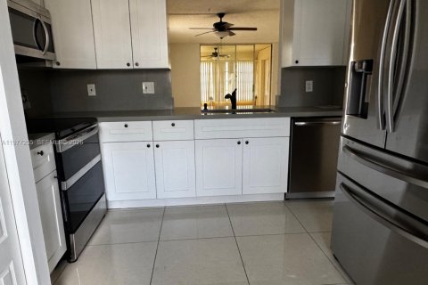 Condo à Margate, Floride, 2 chambres  № 2091092