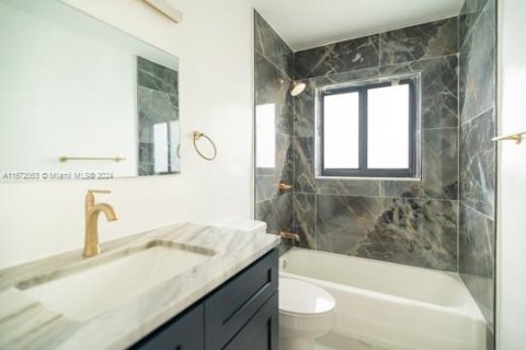 Купить виллу или дом в Майами, Флорида 4 спальни, 162.67м2, № 2006843 - фото 19