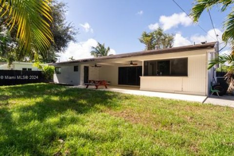 Купить виллу или дом в Майами, Флорида 4 спальни, 162.67м2, № 2006843 - фото 21