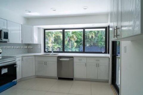 Купить виллу или дом в Майами, Флорида 4 спальни, 162.67м2, № 2006843 - фото 8