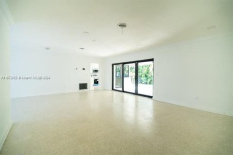 Купить виллу или дом в Майами, Флорида 4 спальни, 162.67м2, № 2006843 - фото 3