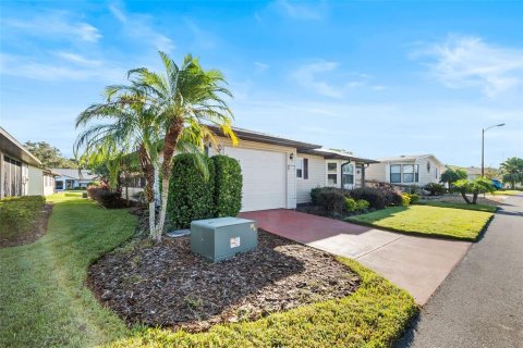 House in Lakeland, Florida 2 bedrooms, 141.49 sq.m. № 1418880 - photo 3