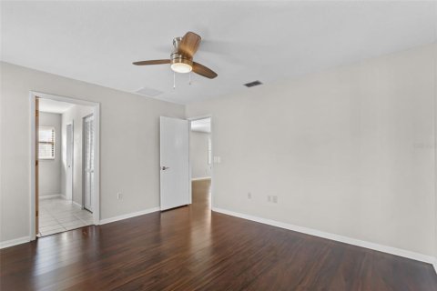 House in Lakeland, Florida 2 bedrooms, 141.49 sq.m. № 1418880 - photo 17