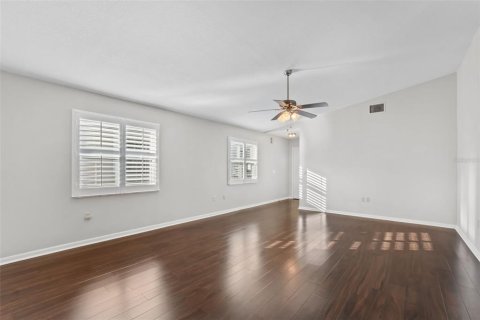 House in Lakeland, Florida 2 bedrooms, 141.49 sq.m. № 1418880 - photo 6