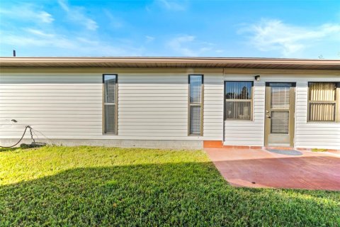 House in Lakeland, Florida 2 bedrooms, 141.49 sq.m. № 1418880 - photo 24
