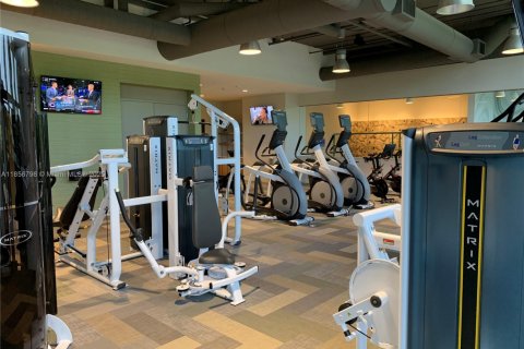 Condo in North Miami Beach, Florida, 1 bedroom  № 2022711 - photo 8