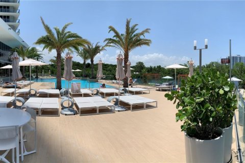 Condo in North Miami Beach, Florida, 1 bedroom  № 2022711 - photo 12