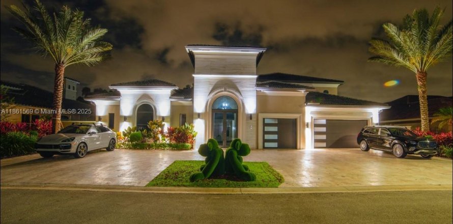 Casa en Pembroke Pines, Florida 4 dormitorios, 498.51 m2 № 1958117