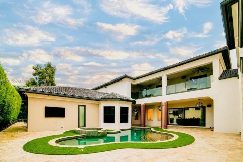 Casa en venta en Pembroke Pines, Florida, 4 dormitorios, 498.51 m2 № 1958117 - foto 3