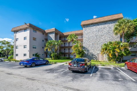 Снять в аренду кондоминиум в Дейви, Флорида 2 спальни, 88.16м2, № 2011549 - фото 3